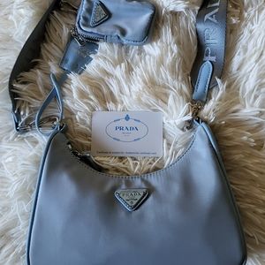 Prada re-edition 2005 Crossbody Bag